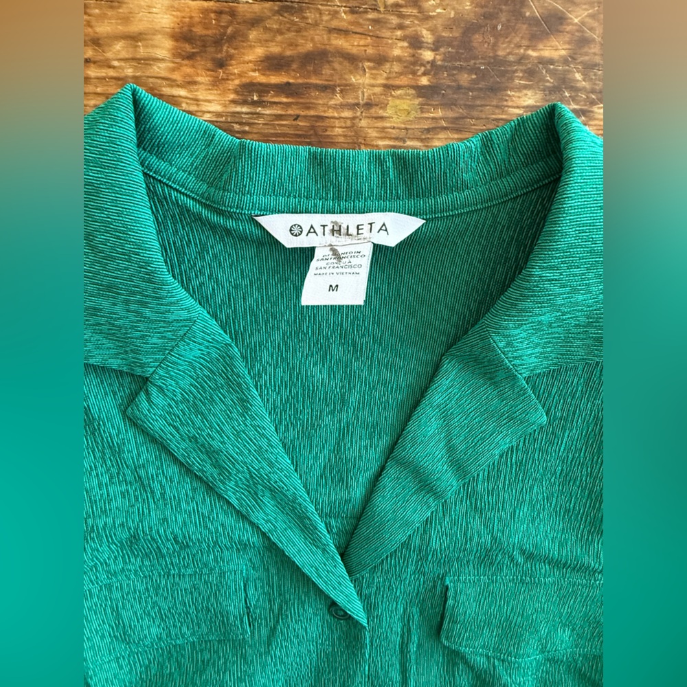 Athleta Echo Button Up Top NWT MSRP $99 - Picture 5 of 9